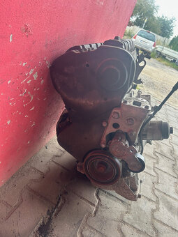 Motor 1,8 16V 6FY 92KW Peugeot a Citroen záruka - 2