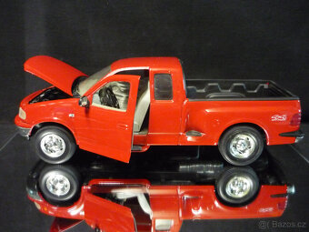 Ford F150 1997 MIRA 1/18 - 2