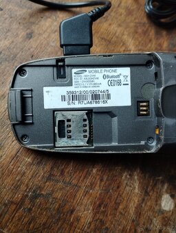 Samsung sgh-zv40 - 2