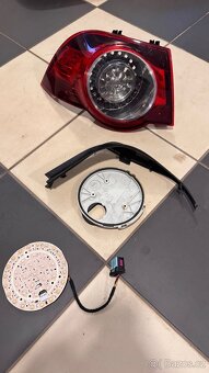 Vw eos levé zadní světlo - 2