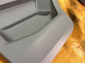 VW T6 přední tapce - 2