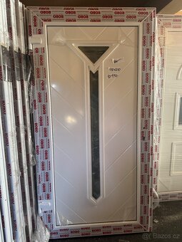 vchodové plastové dveře - 2