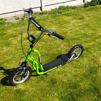 Koloběžka Arcore TwelveMax - 2