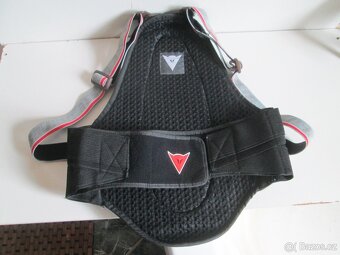 pátéřák Dainese...vel.S - 2