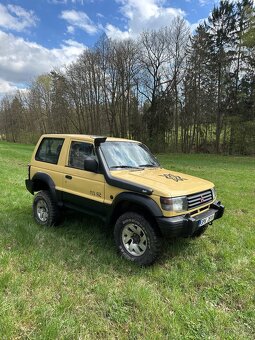 Prodame sve chaluparske Mitsubishi Pajero plnne funkcni - 2
