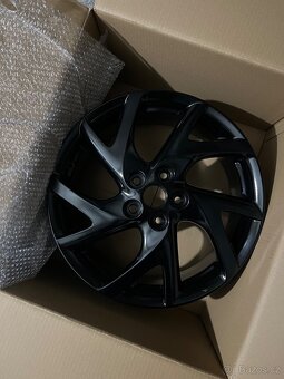 Kola 5x114.3 R18 - 2