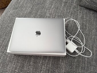 MacBook Air 13” ( model 2018) - 2