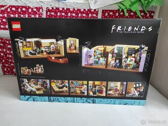 Lego 10292 - Byty ze seriálu Přátelé - 2