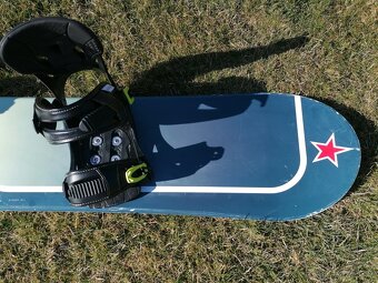 Snowboard 148cm + vázání - 2