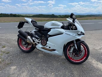Ducati Panigale 959 - 2