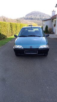 Peugeot 106. 1.0i 33kW - 2
