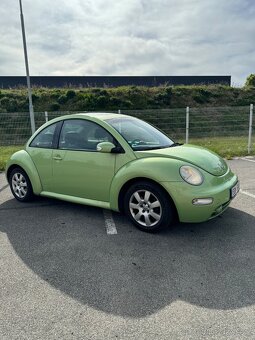 Volkswagen New Beetle - 2