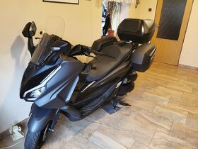 Držáky nosiče bočních kufrů Shad Honda Forza a ADV - 2