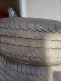 KLEBER 225/55R17 - 2