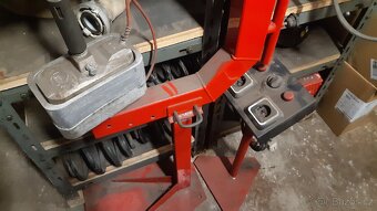 Pneuservis. Termopress + roztahovak nakladnich pneu - 2