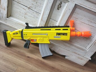 Nerf Supersoaker Risky Reeler - 2