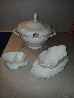 Porcelán Bernadotte - mísa na polévku, omáčkovník, slánka + - 2