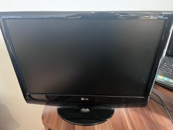 lg flatron m22 - 2