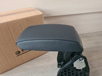 NOVÁ Loketní opěrka Octavia 2 Černá kůže RS - ORIGINÁL - 2