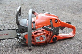 Profesionální motorová pila Husqvarna 550 XP - 2