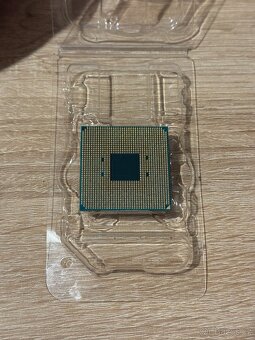 Ryzen 3 2200G - 2