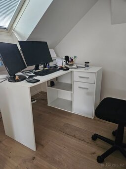 Pracovní stůl + židle - 2