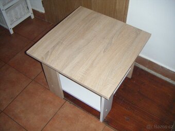 Konferenční stolek - 2