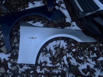 Kufr a blatník BMW E60 - 2