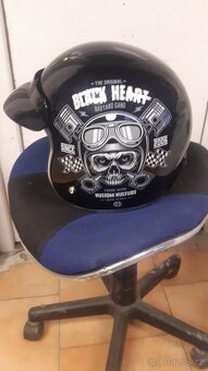 Helma na motorku - 2