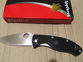 Kapesní nůž Spyderco Tenacious Lightweight C122PBK - 2