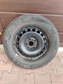 Zimní pneu Continental 205/60 R16 96H M+S, plech. disky - 2
