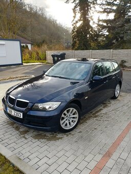 BMW 3 318d Touring combi 187 000km serviska garance km - 2