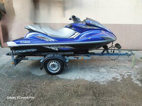 Vodni skútr YAMAHA 1800 SHO - 2