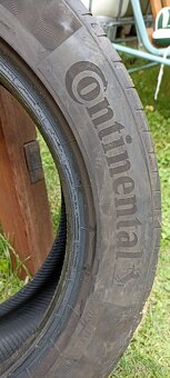 prodám 1 kus letní pneu Continental 225/50R17-010 - 2