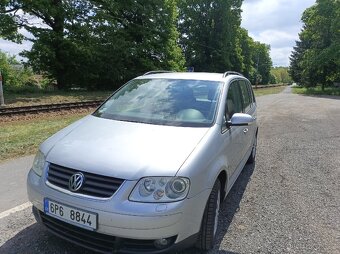 Volkswagen Touran - 2