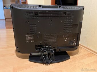 LCD 26" televize Sony Bravia KDL-26S4000 - 2