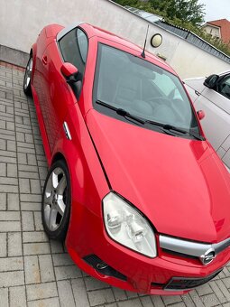 Opel Tigra 1.8i 16V Twintop r.v.2006 - 2