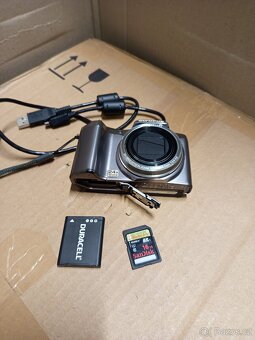 OLYMPUS SZ14 - 2