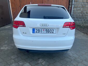 Audi A3 SPORTBACK 1,6 tdi 66 kw - 2