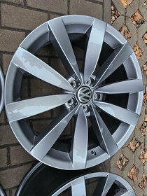 ALU kola disky VW 5x112 R19 Passat CC Lugano ET41 - 2