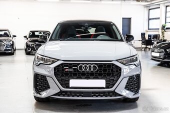 Audi RSQ3 - 2
