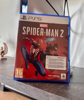 PS5 Slim s mechanikou, záruka, příslušenství, top - 2
