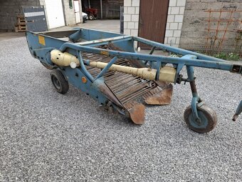 Vyorávač brambor TEK, pěkný stav, 8 kusů - 2