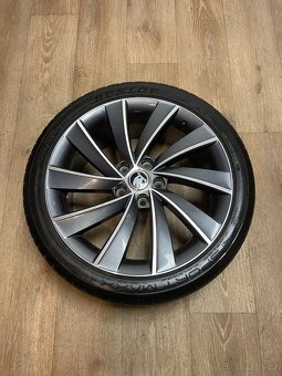 5x112 r18 original Škoda - 2
