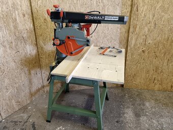 Radiální pila, zkracovací pila, pila DEWALT, pokosová pila - 2