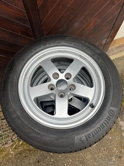Audi A4 B9 205/60 R16 Zimní sada s pneu Continental - 2