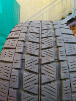 Falken 215/60R17C ZIMNÍ - 2
