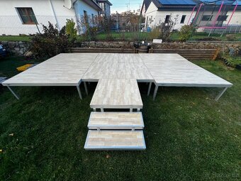 Profi pódium 6x3m, zn. Bütec - 2