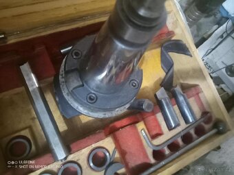 Vyvrtávací rozjížděcí hlava Narex VHU 80 - 2