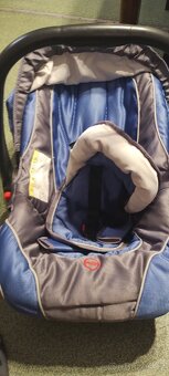 Dětská autosedačka - 2